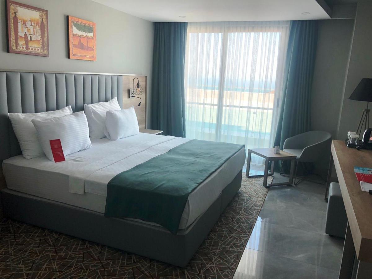 Ramada Resort By Wyndham Kızkalesi Eksteriør billede