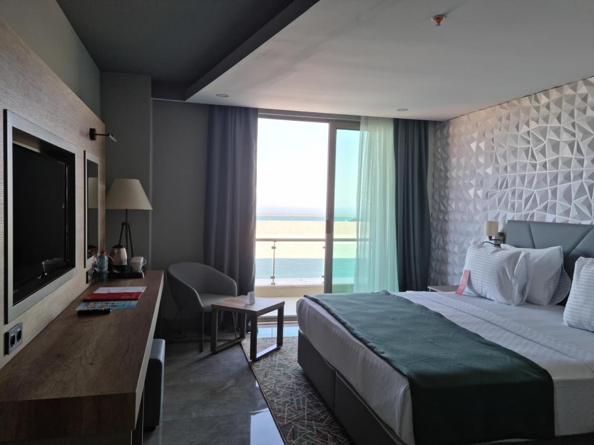 Ramada Resort By Wyndham Kızkalesi Eksteriør billede