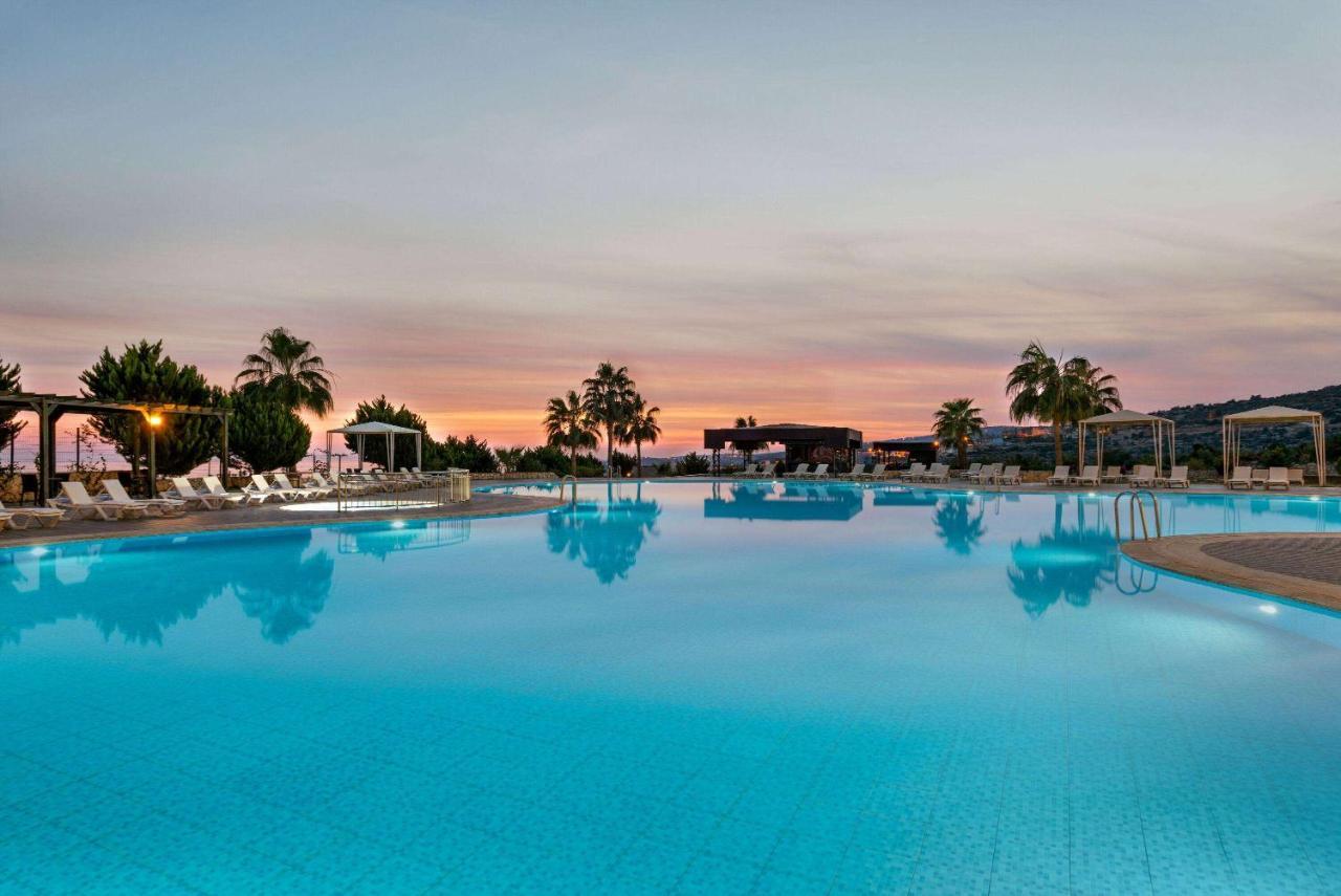Ramada Resort By Wyndham Kızkalesi Eksteriør billede