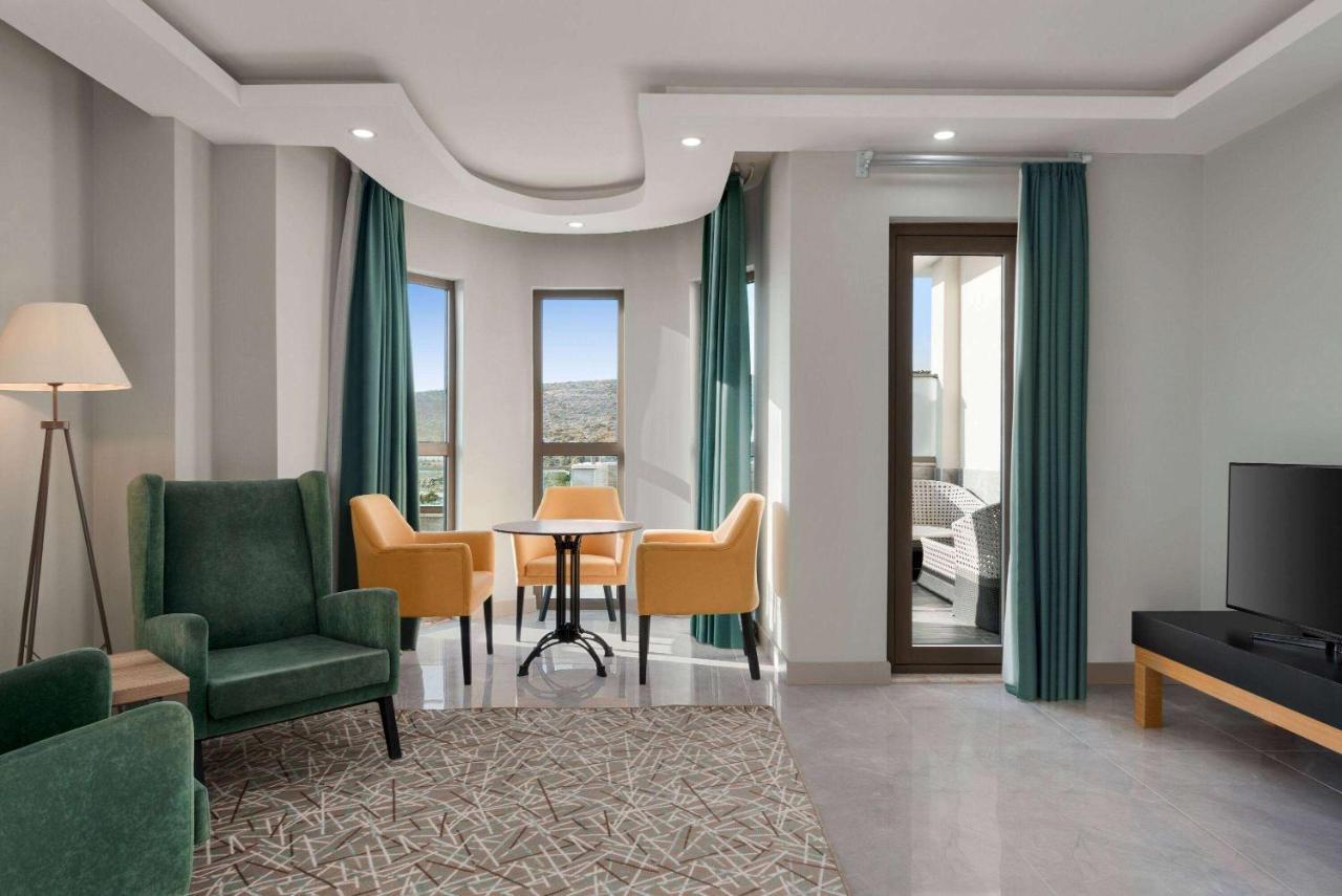 Ramada Resort By Wyndham Kızkalesi Eksteriør billede