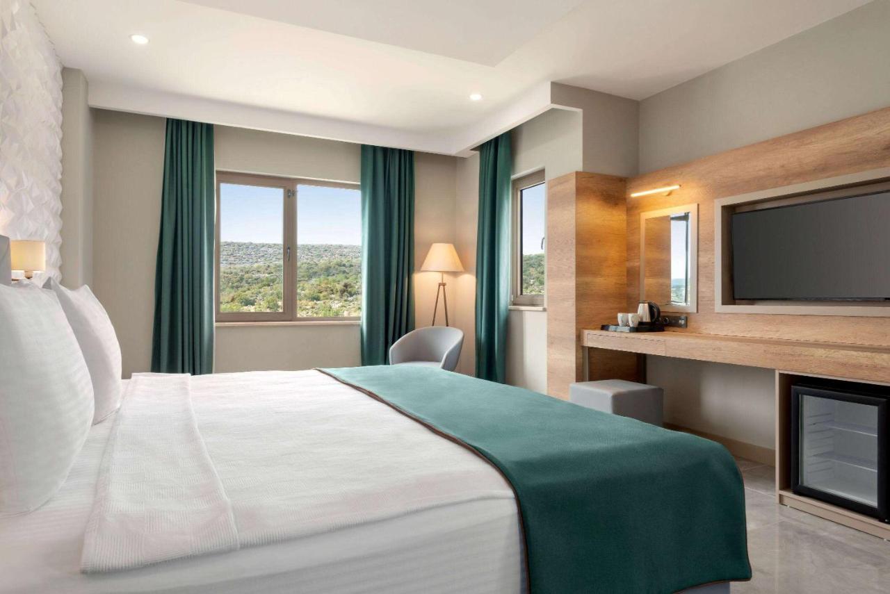 Ramada Resort By Wyndham Kızkalesi Eksteriør billede